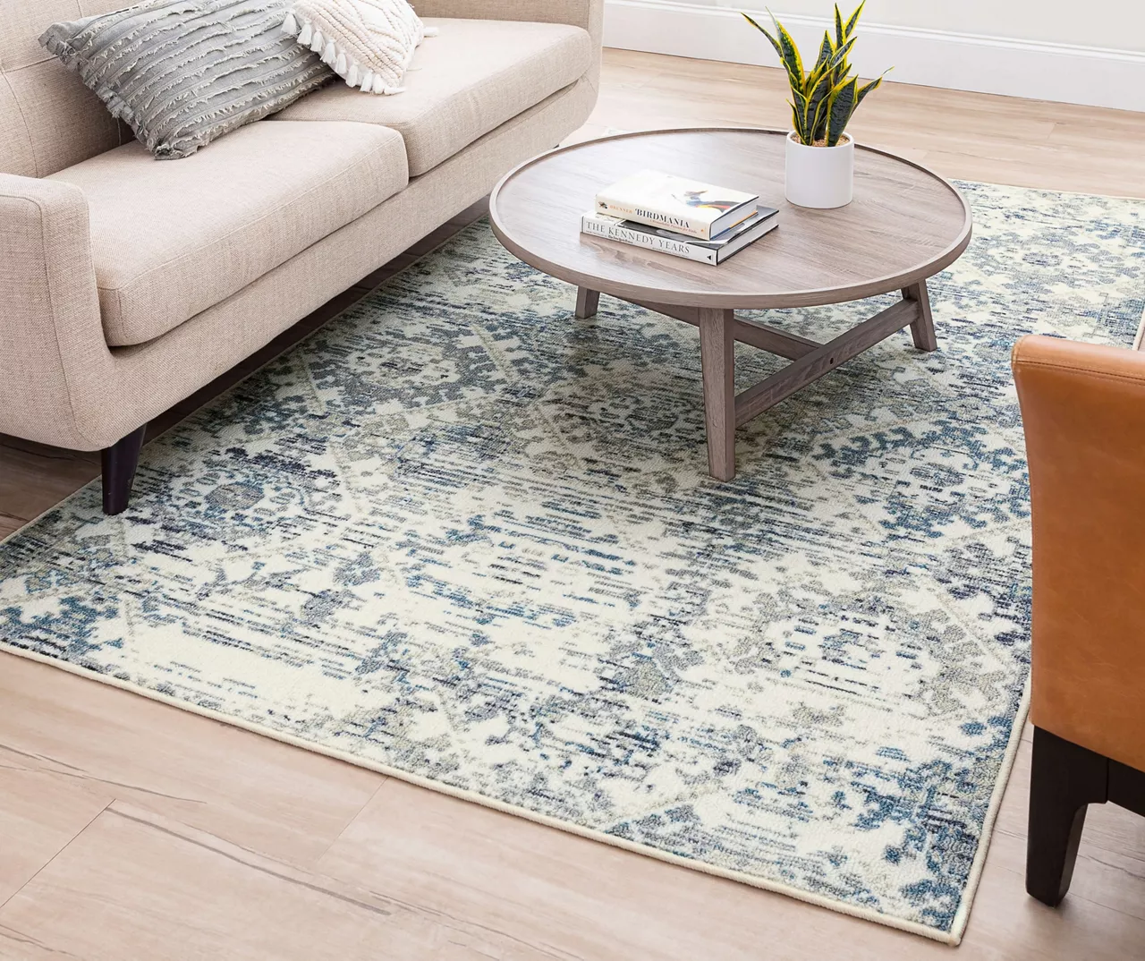 Pallas White & Blue Geo Ornamental Area Rug, (5' X 8') - Image 8